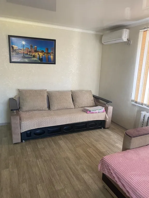 Уютная квартира на въезде в Каменск — аренда посуточно в Каменск-Шахтинский