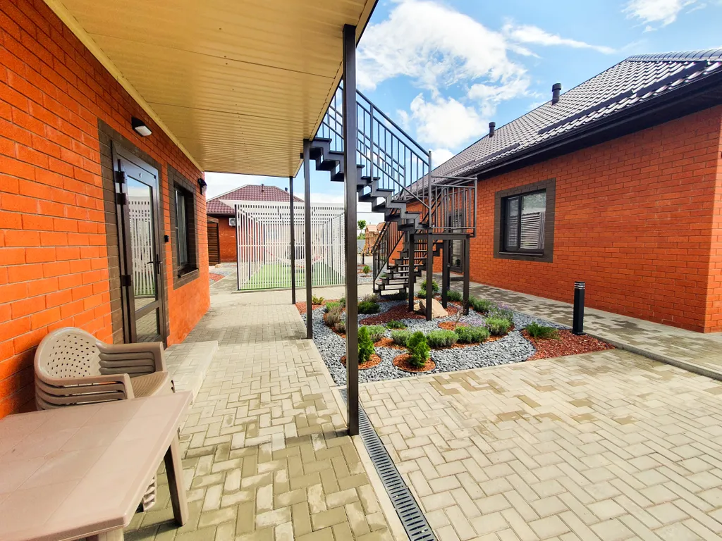 Отдельный дом на первой линии Азовского моря