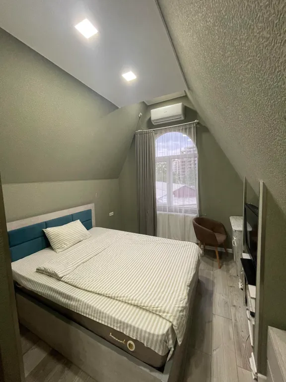 Трёхэтажная вилла