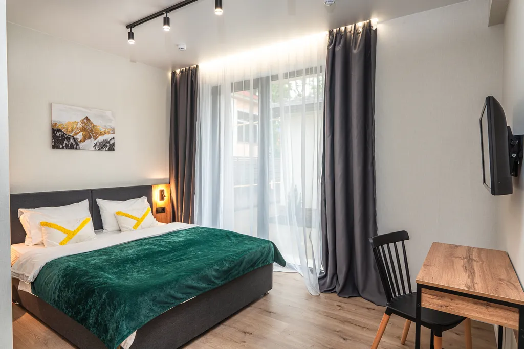 Студия в центре Красной Поляны с выходом во двор