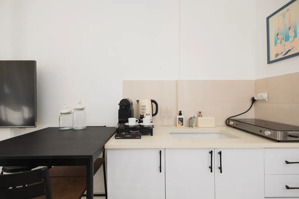 Студия у моря и с видом на море