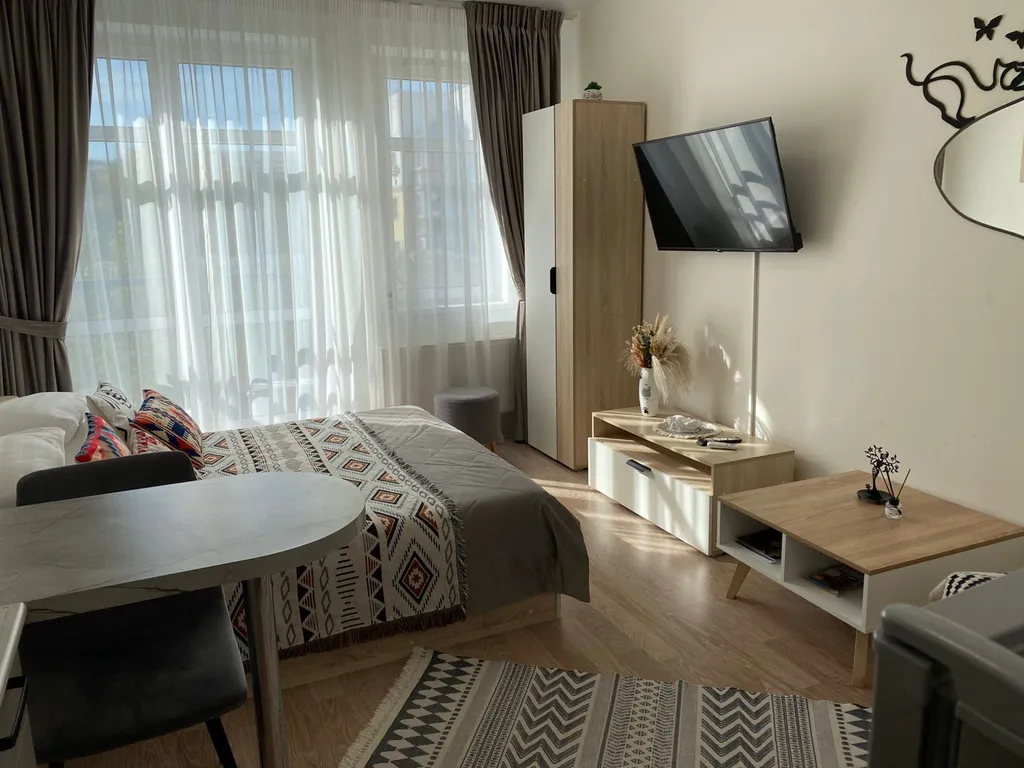 Апартаменты - студия в Сердце Ярославля