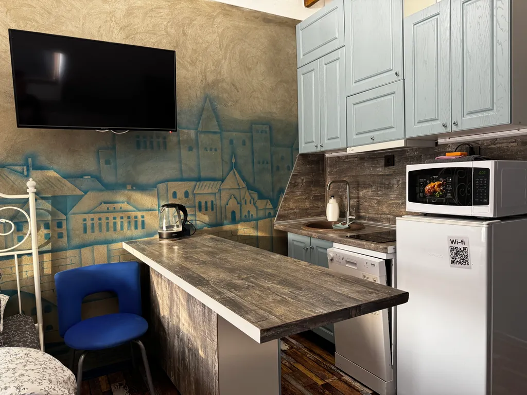 Квартира Квартира Апартамент с балконом на мансардном этаже с видом на море — Геленджик