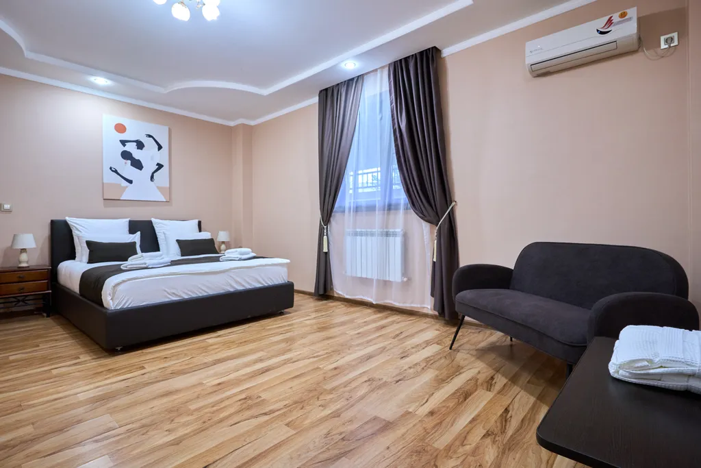 6-комнатный Дом