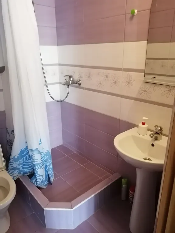 Отдельный номер с кухней возле моря