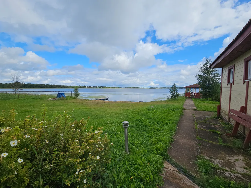 Дом с мансардой на берегу Селигера