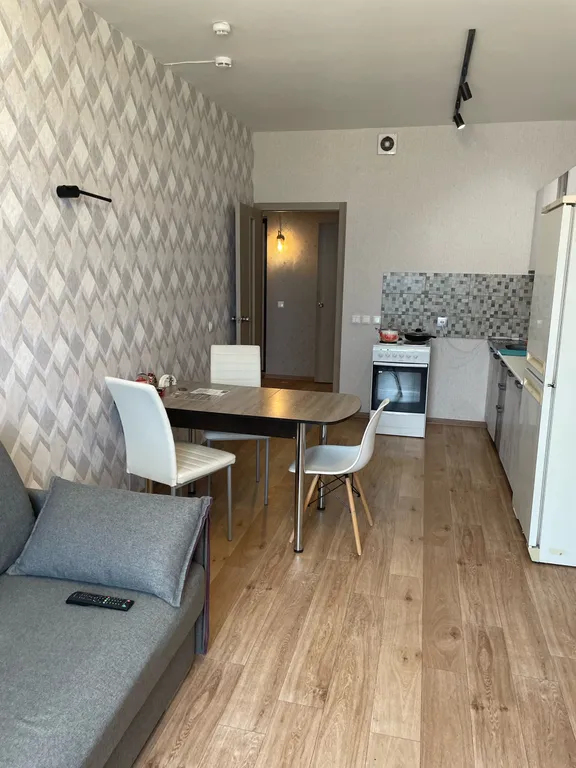 Евродвушка с балконом на 15 этаже вместимость на 6 человек