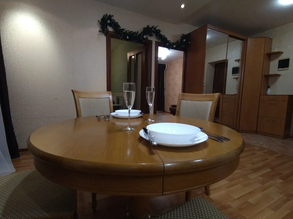 Уютная двухкомнатная квартира на пешеходной улице