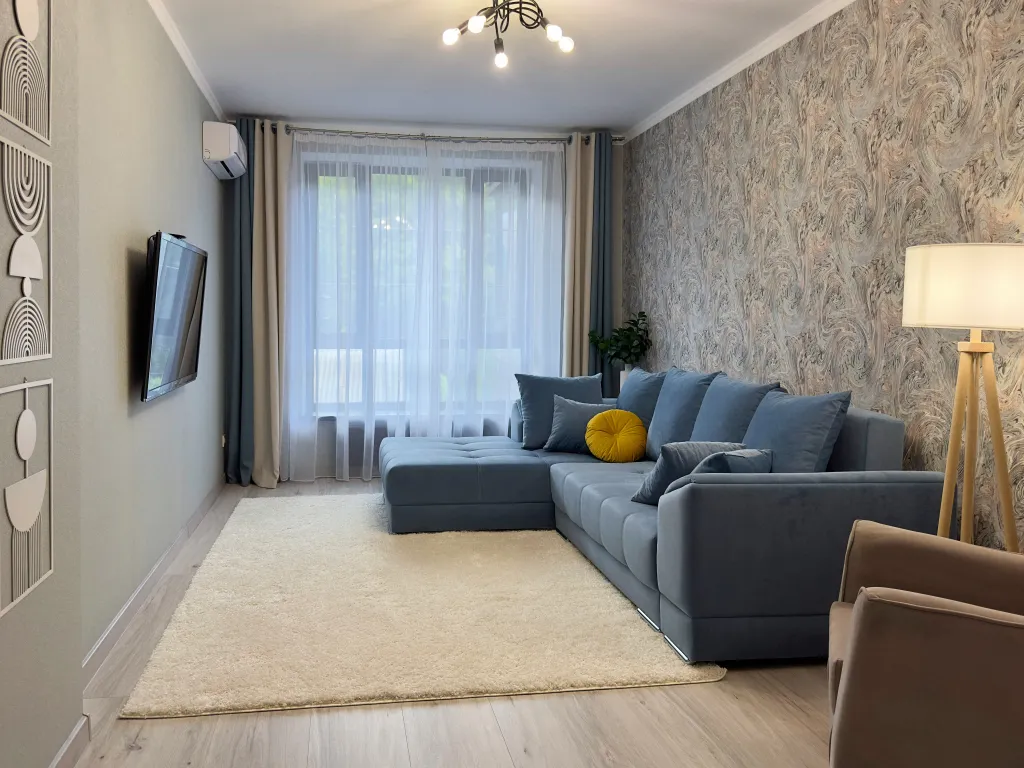 Квартира на набережной