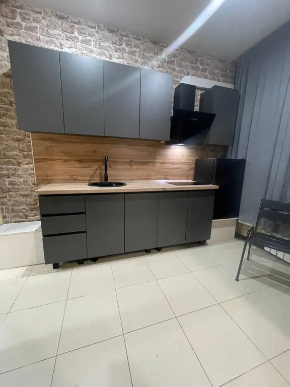 Квартира Апартаменты 3-х местные с кухней — Адлер