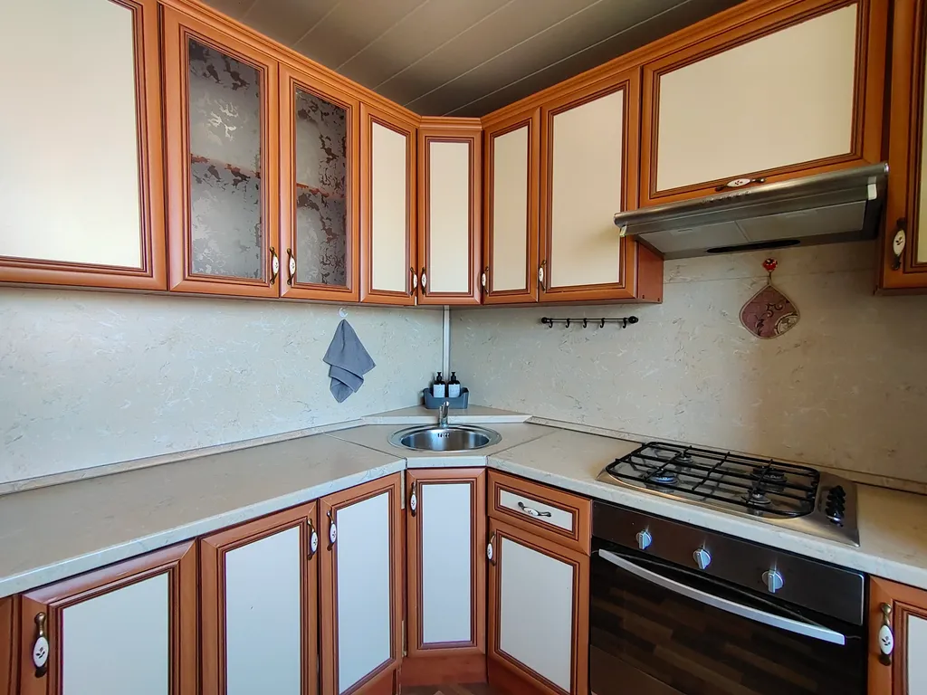 Квартира на Кролюницкого, рядом с УИГА