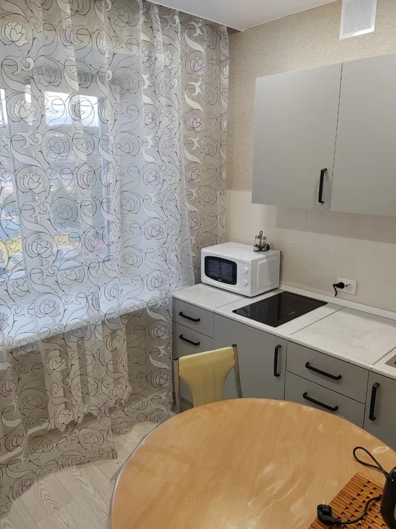 Уютная однокомнатная квартира в центре поселка