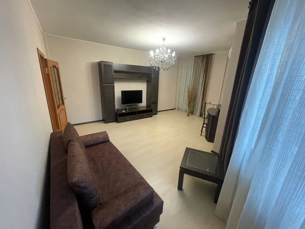 Двухкомнатная квартира в центре Уфы