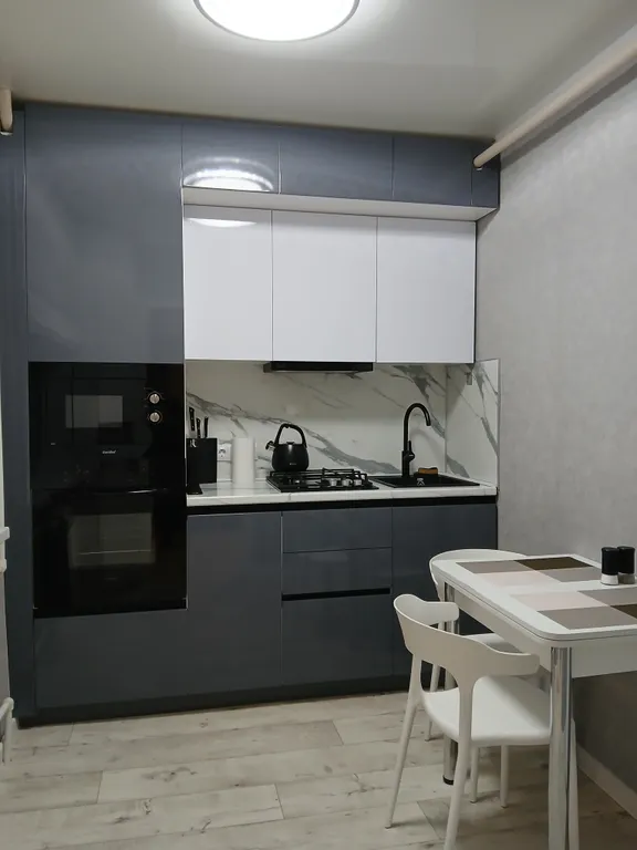 Квартира у Лазурного — аренда посуточно в Энгельс