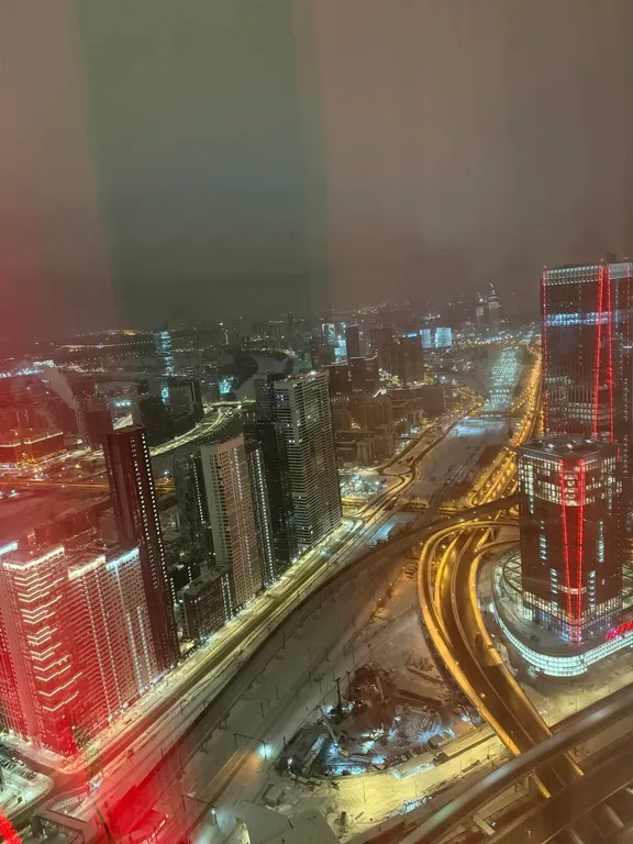 Апартамент с джакузи у окна