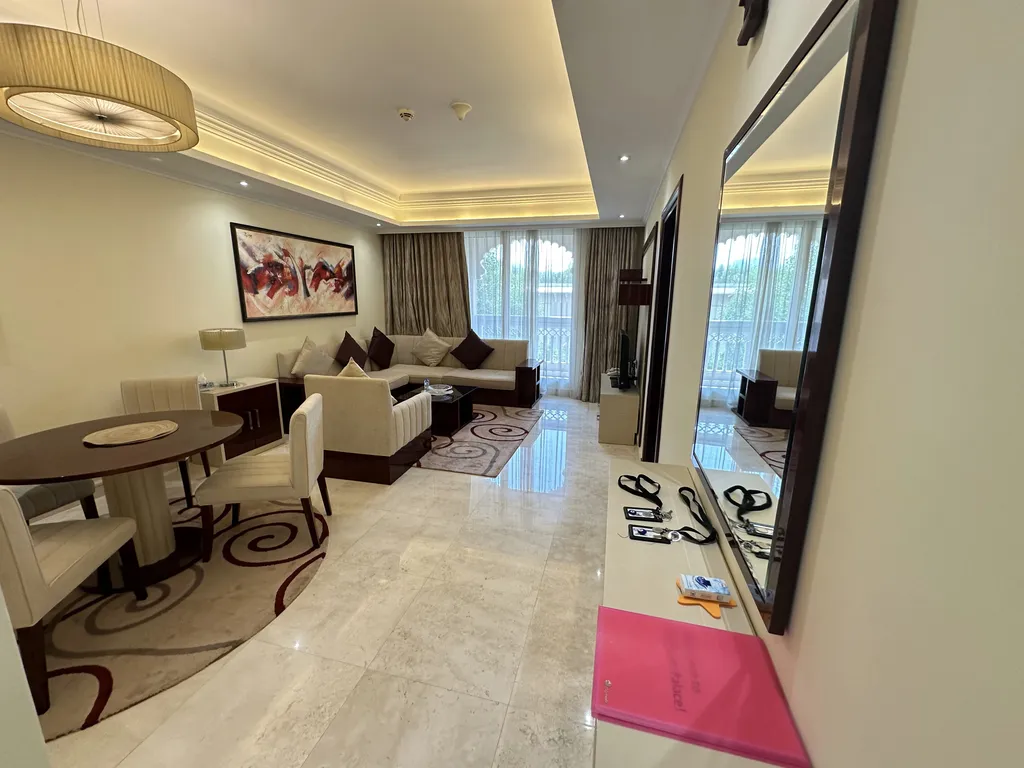 Summer Palace Grandeur Residences