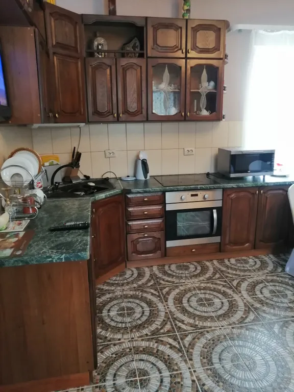 Дом с баней и беседкой