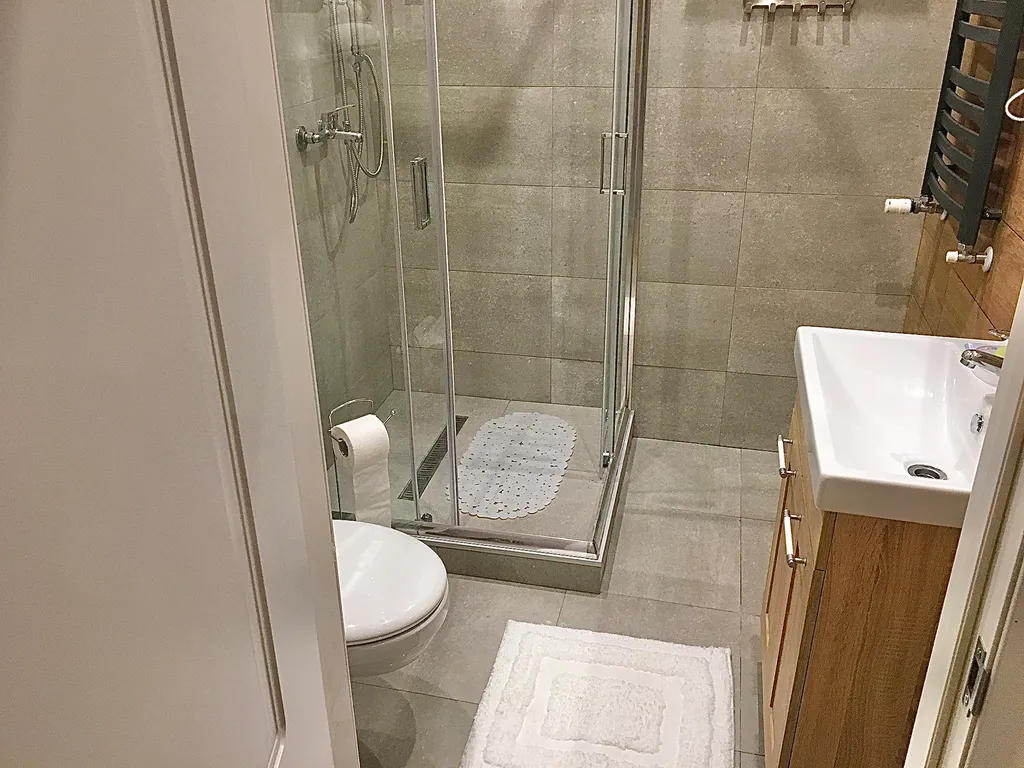 Уютная студия у озера