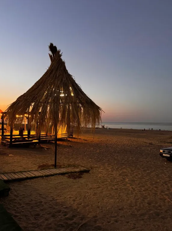 Домики у моря Дербент