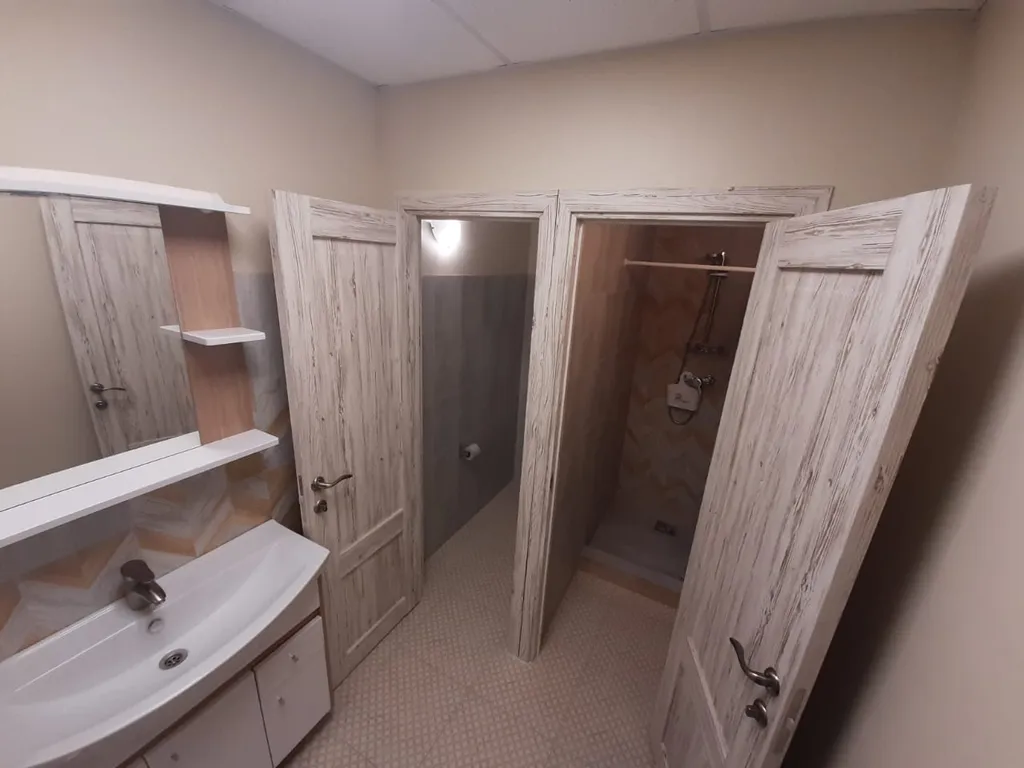 Однушка в лёгком лофте в современном апарт- отеле на въезде в город