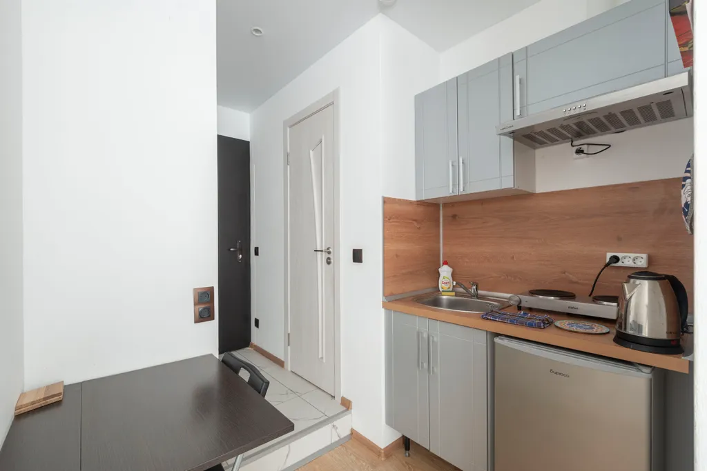 Студия у метро Лухмановская