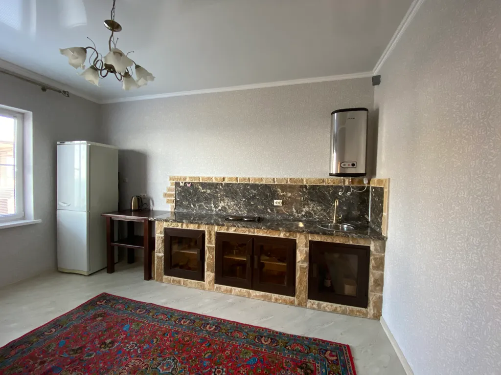 Квартира находится на берегу городского пляжа