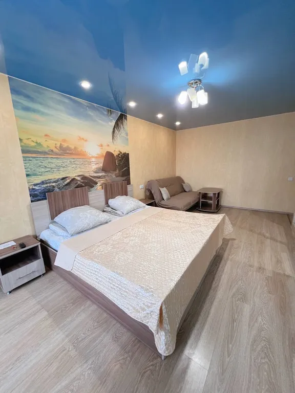 Квартира Уютная студия рядом с Авророй и метро Спортивная — аренда посуточно в Самара