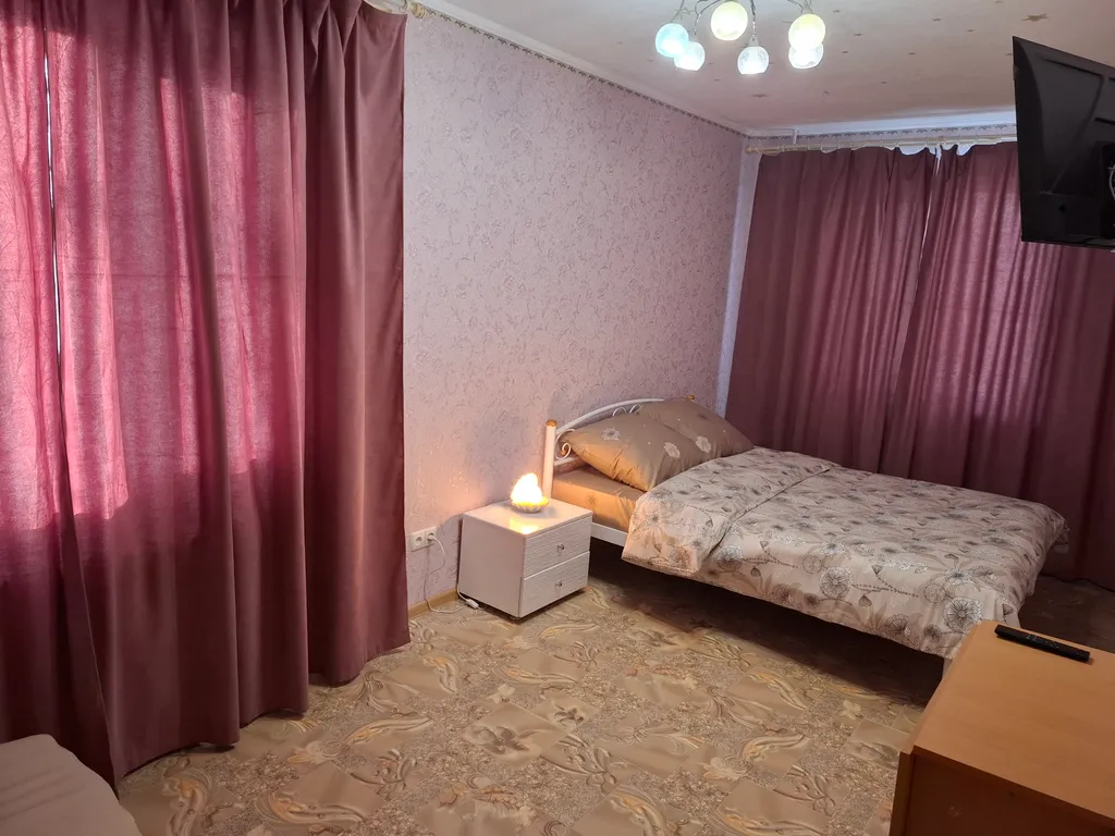 Уникальная двухкомнатная квартира, вода без гораничений — аренда посуточно в Донецк