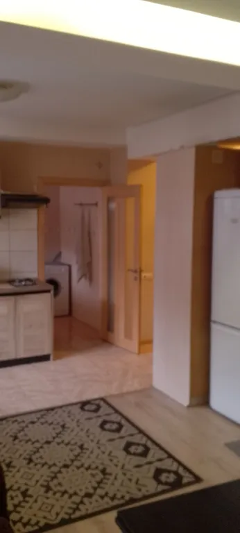 Уютная отдельная студия, дам видио всей квартиры детально)