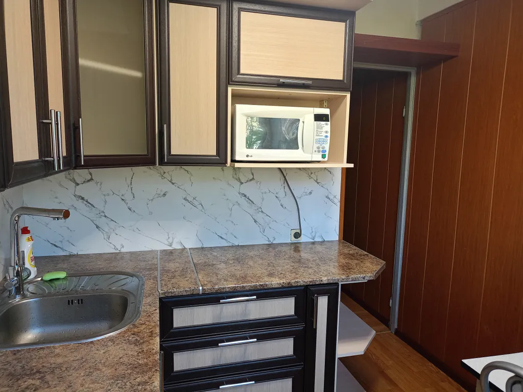 Квартира 3-комнатная Квартира — Колпино