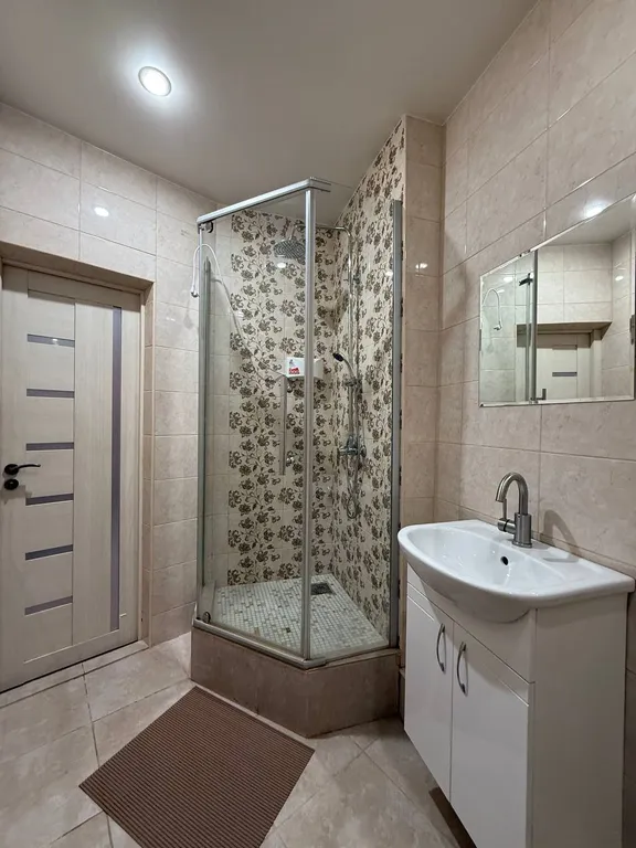 Апартамент возле метро