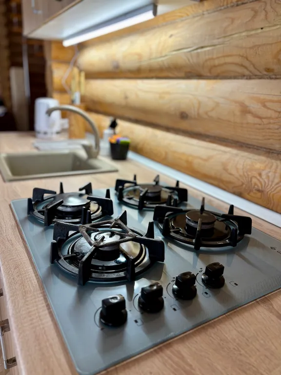 Уютный двухэтажный загородный дом с видом на Свиягу