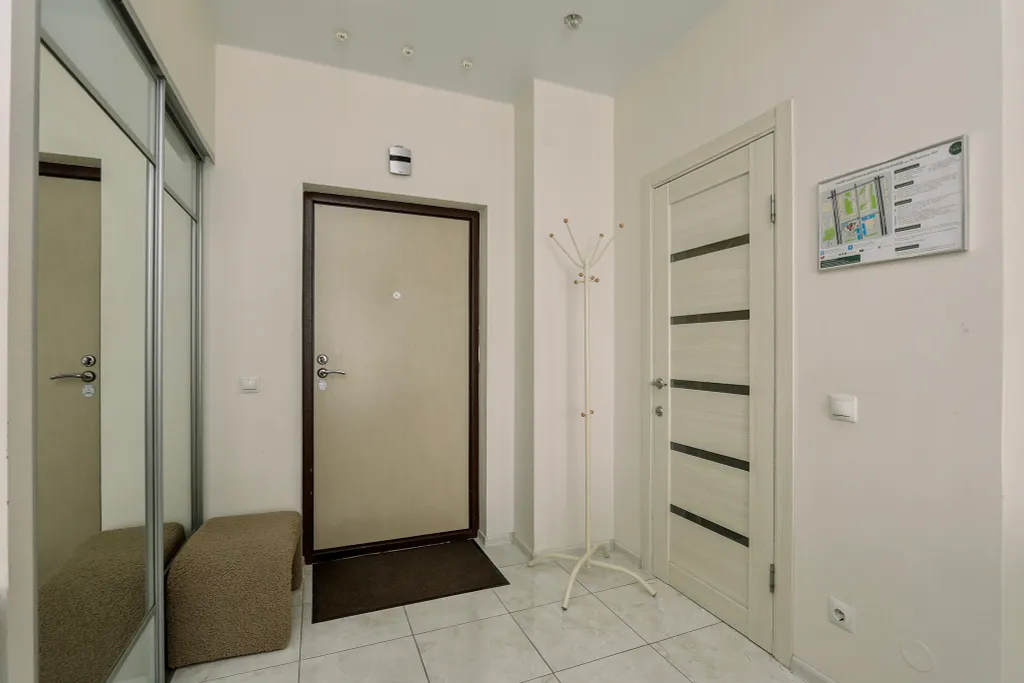 4 Угла: Тот самый ЖК колизей на набережной, М.Горького, 150