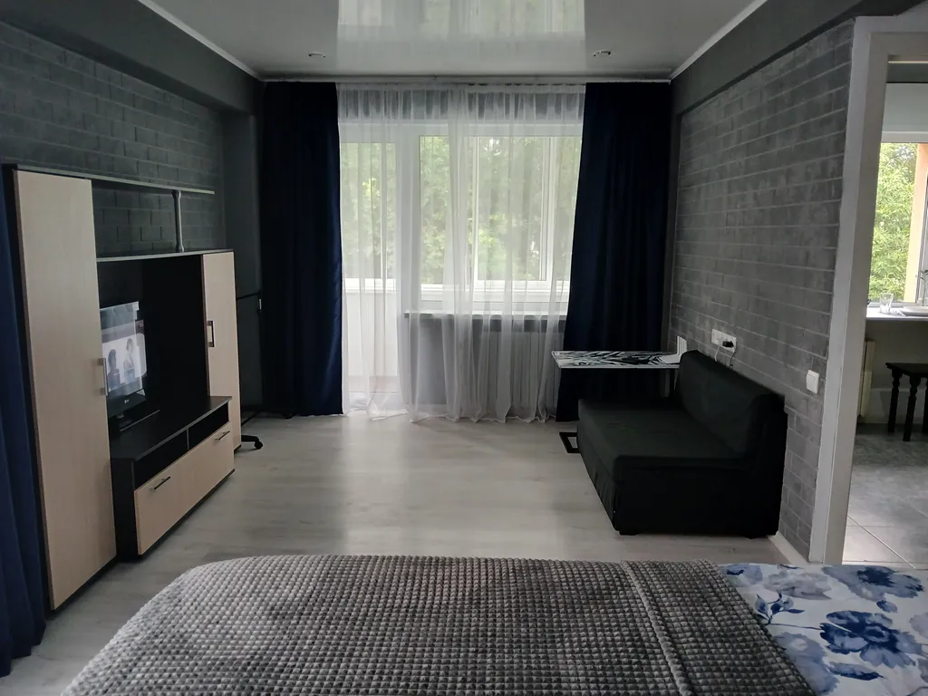 Однокомнатная квартира в центре площади Победы