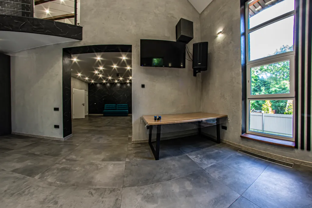 Просторный коттедж Лофт-хаус для большой компании с бассейном и сауной