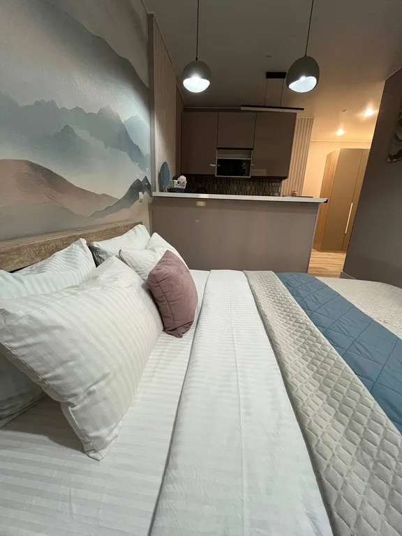 Стильная дизайнерская квартира в самом центре с видом на город