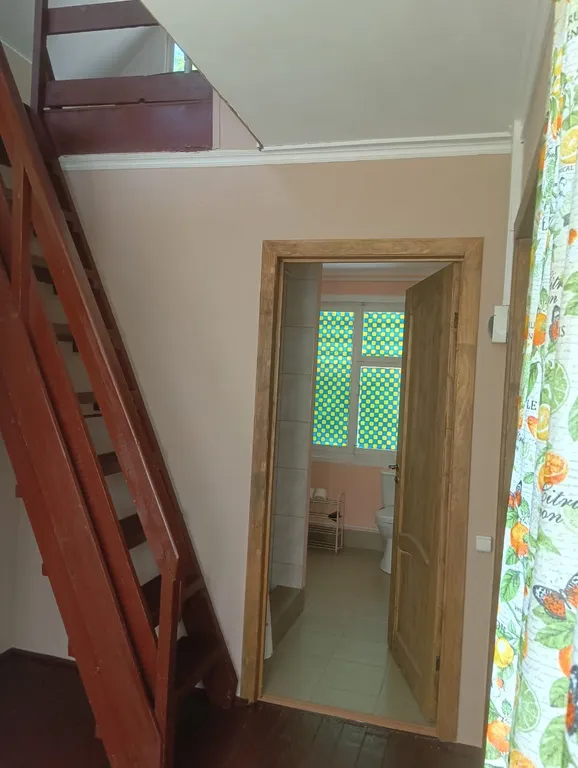 Уютный домик на реке