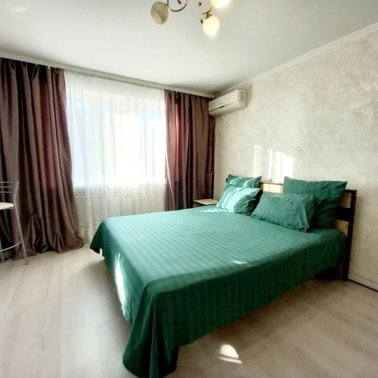 Уютная квартира-студия в центре города — аренда посуточно в Мелитополь