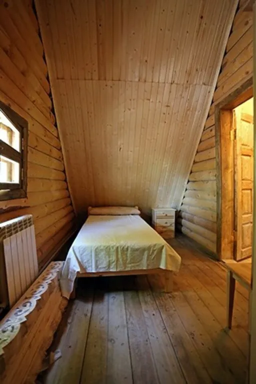 Пятиместный домик с банькой