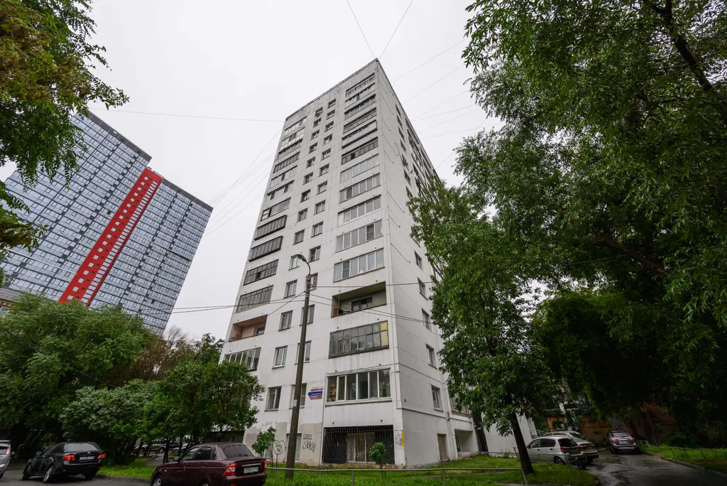 Квартира на Алом поле