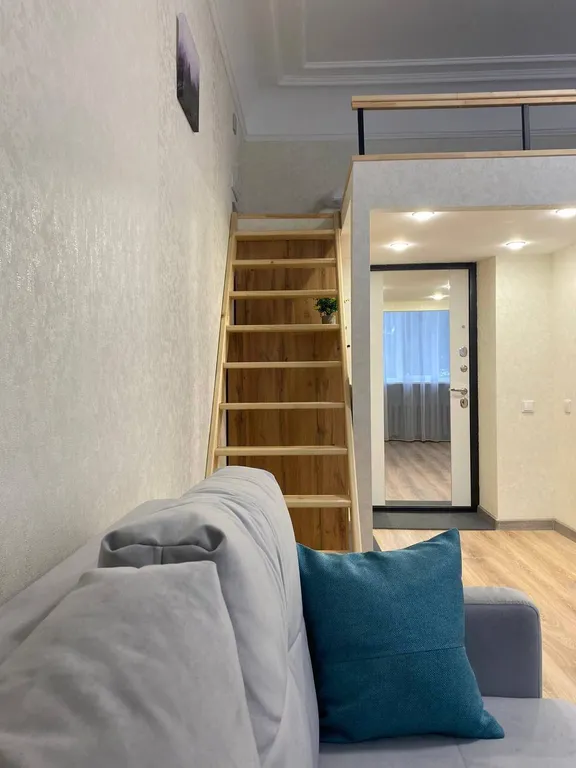 Двухуровневая квартира на набережной