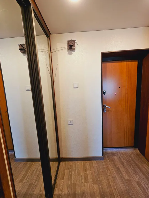 Уютная квартира с огромной кроватью на Металлургов