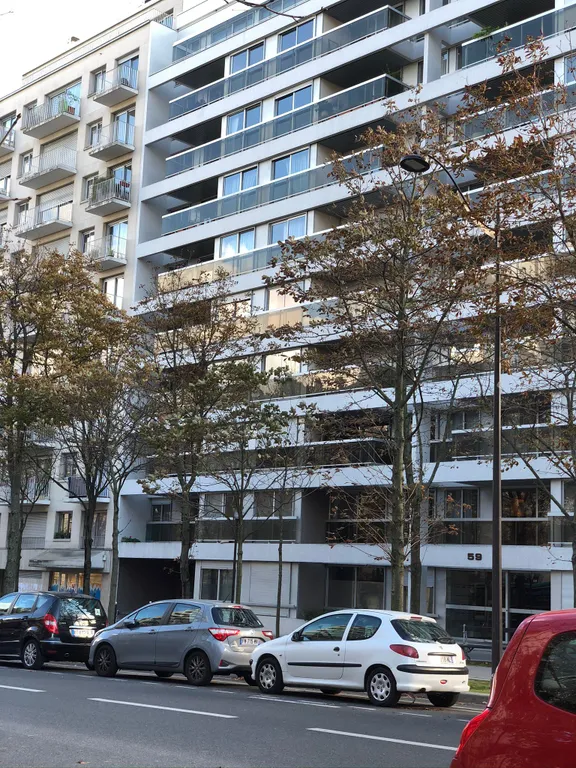 Студия в спокойном районе Парижа