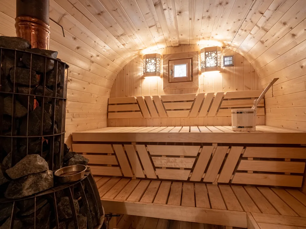 Дом семейный с баней