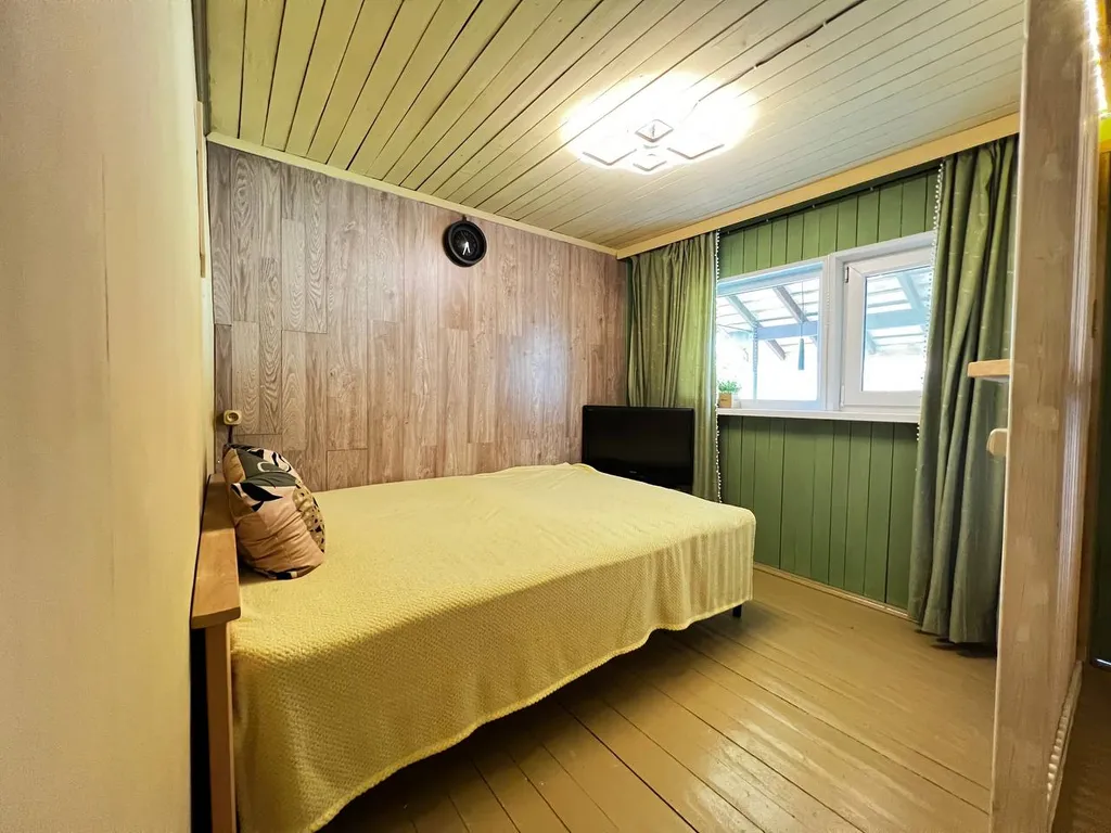 Коттедж Уютный летний домик с мансардой и террасой — Приморск