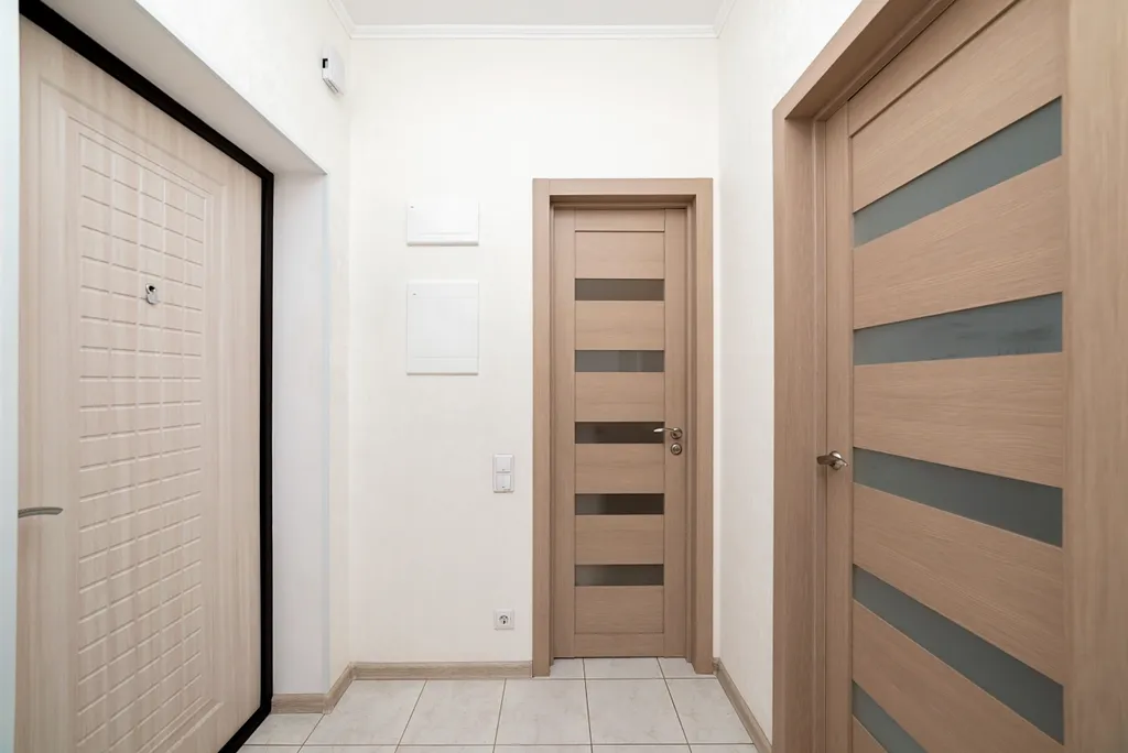 Великолепные апартаменты у озера с видом на лес