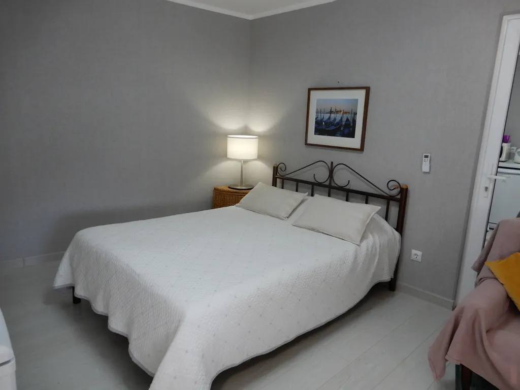 Квартира-студия с видом на море