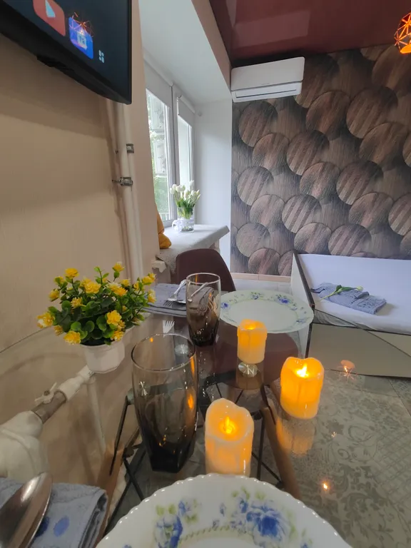 Квартира Отличная Студия напротив СибАДИ в центре Нефтяников — Омск