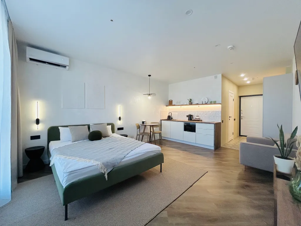 Апартаменты в центре у набережной Иртыша