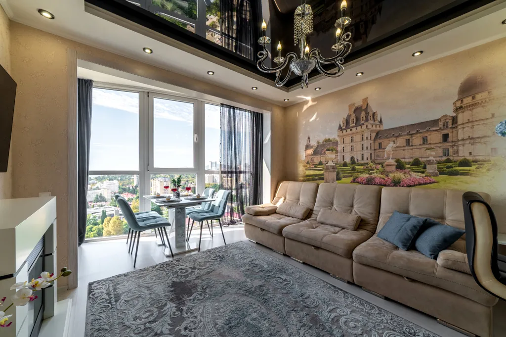 Евротрёшка с видом на море и город